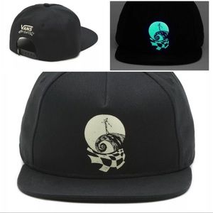 New with tag Vans boys hat Nightmare before Xmas